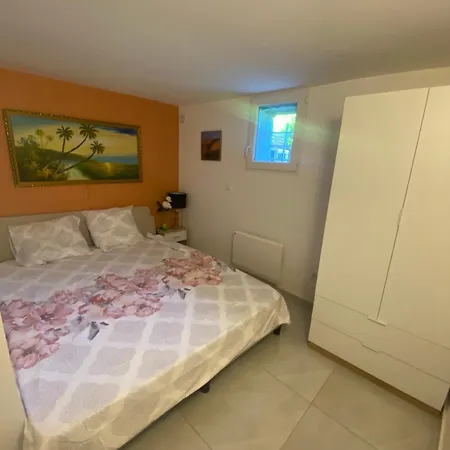 Maison Au Calme 2 Chambre Montgeron Exterior photo