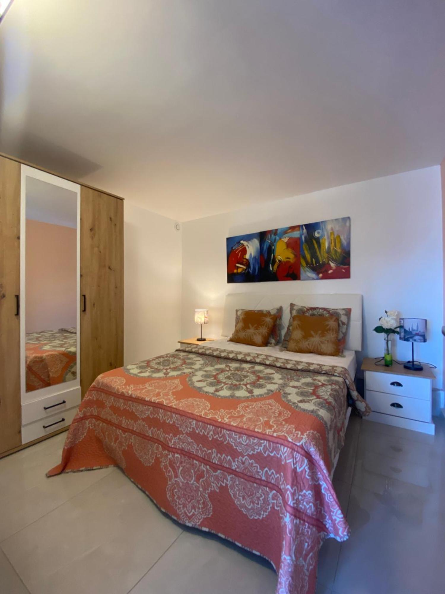 Maison Au Calme 2 Homestay *